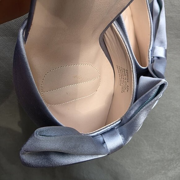 DB Studio David's Bridal Size 8.5 Something Blue Satin Heels Shoes Slip On - Picture 12 of 13
